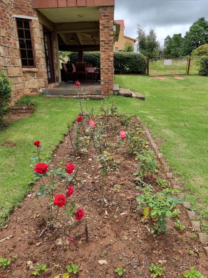 Alm-Ue Villa Dullstroom Exterior photo